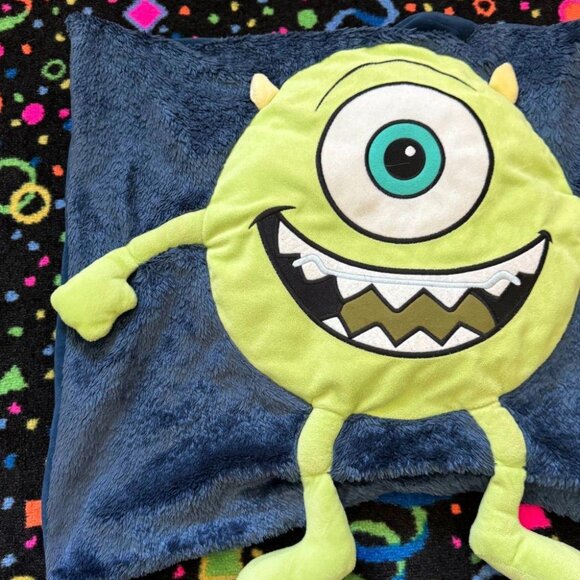 MIKE WAZOWSKI PILLOW CASE - Picture 3 of 4